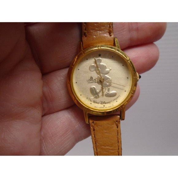 Lorus Quartz Watch Gold Dial Mickey Mouse Walt Disney Women’s Seiko V811-1410 - Picture 1 of 3